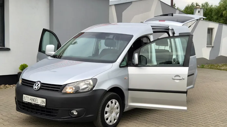 VOLKSWAGEN Caddy -