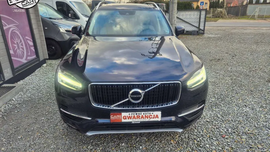VOLVO XC90 -