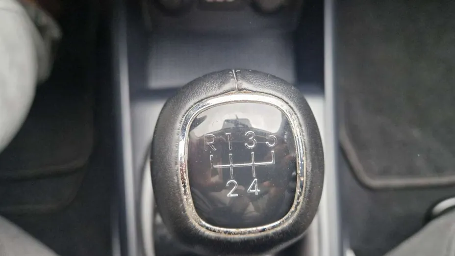 HYUNDAI i30 -