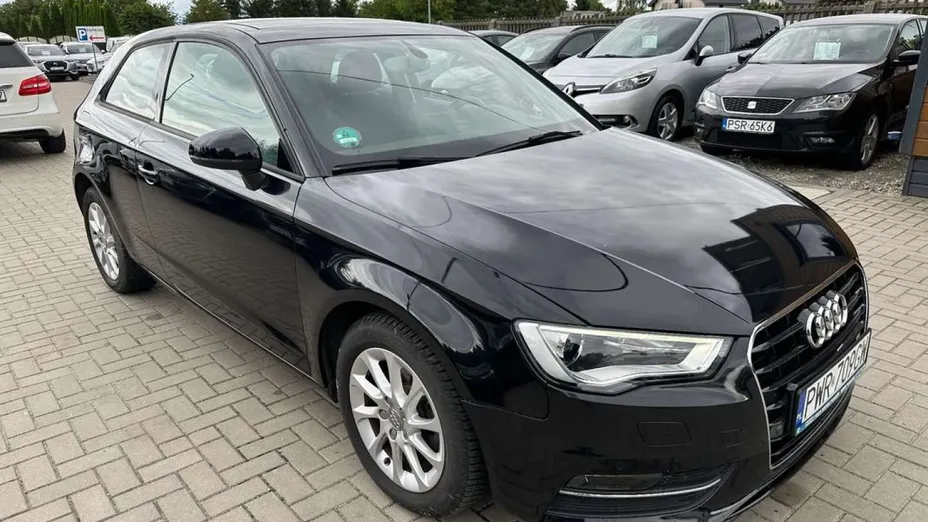 AUDI A3 -