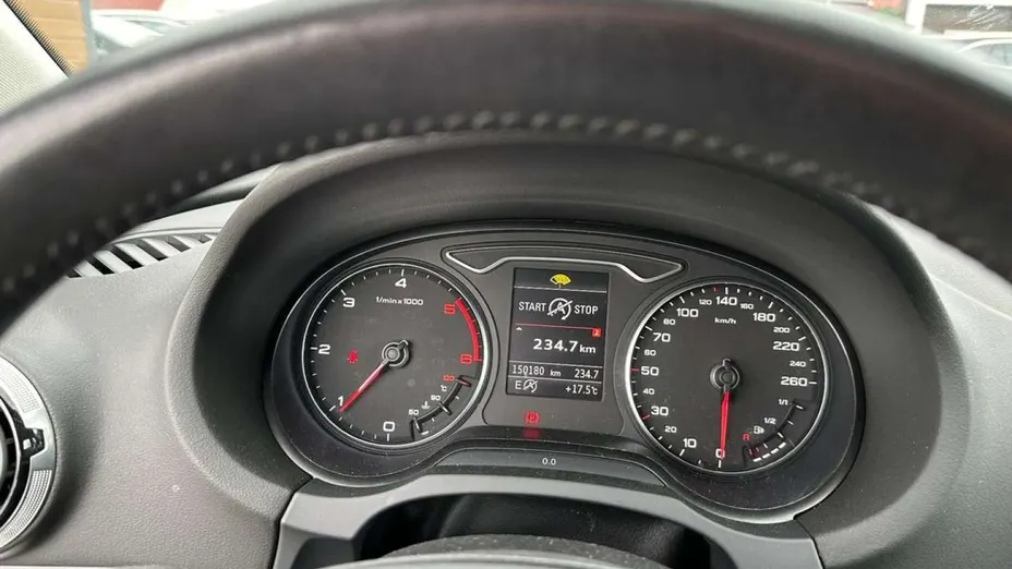 AUDI A3 -