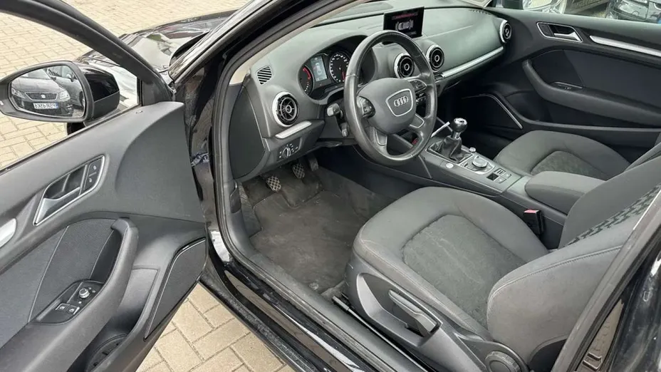 AUDI A3 -
