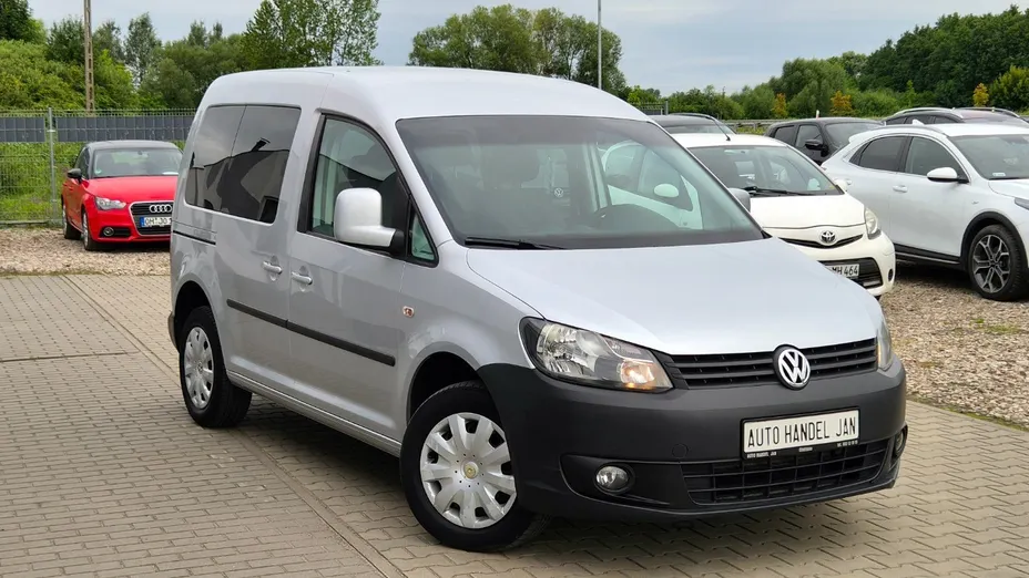 VOLKSWAGEN Caddy -