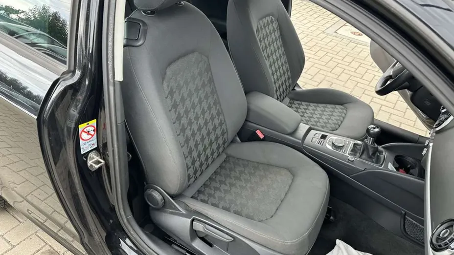 AUDI A3 -