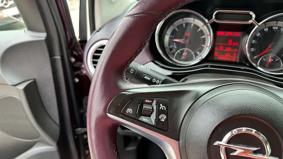 OPEL Adam -