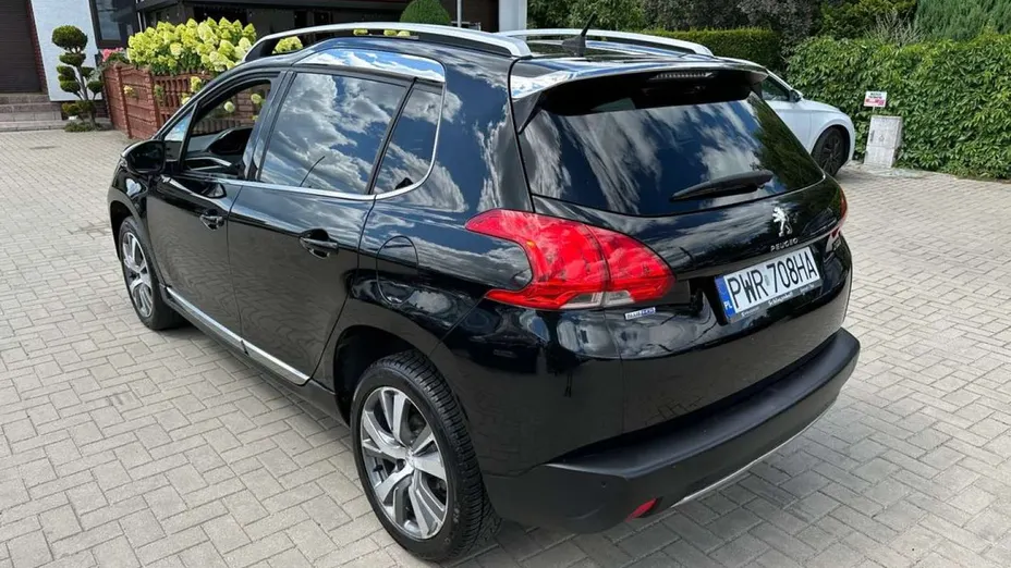 PEUGEOT 2008 -