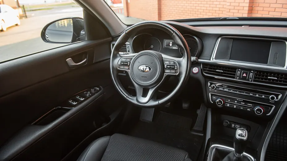 KIA Optima -