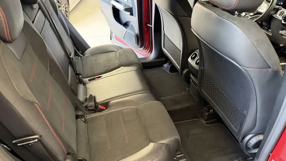 MERCEDES-BENZ GLB -