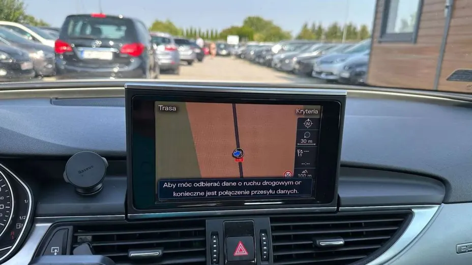 AUDI A6 -