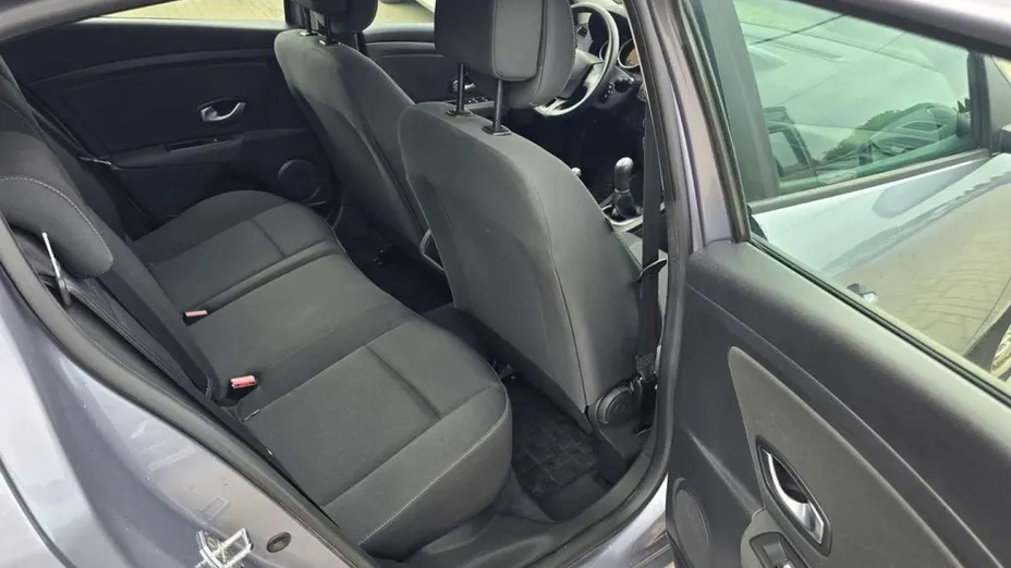 RENAULT Megane -