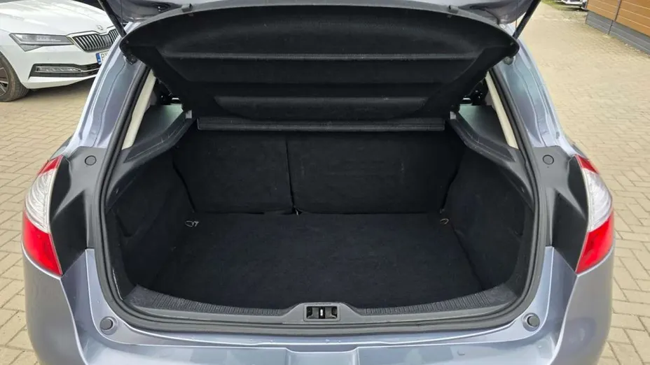 RENAULT Megane -