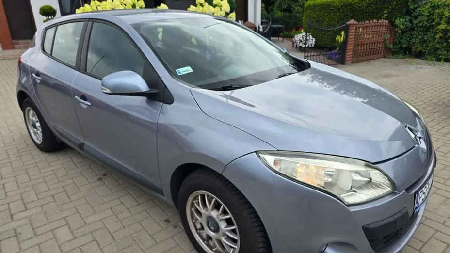 RENAULT Megane -