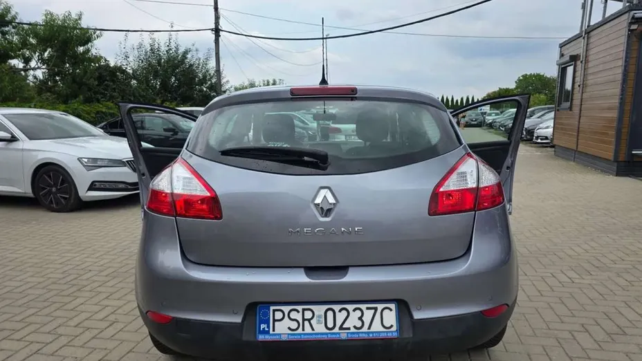RENAULT Megane -