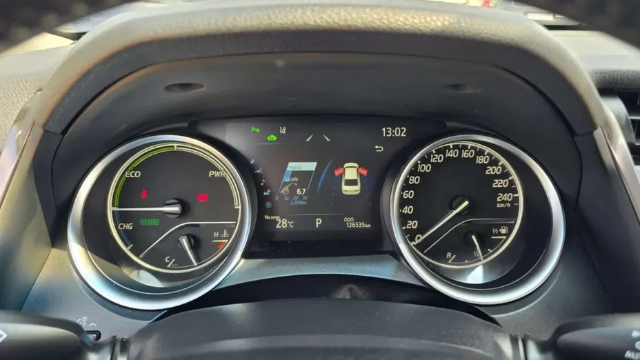 TOYOTA Camry -