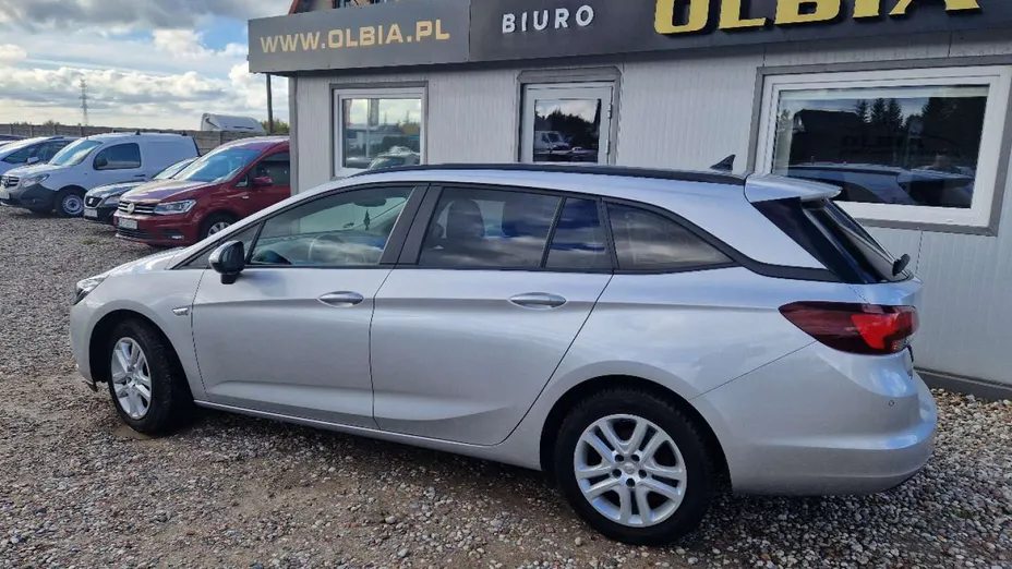 OPEL Astra -
