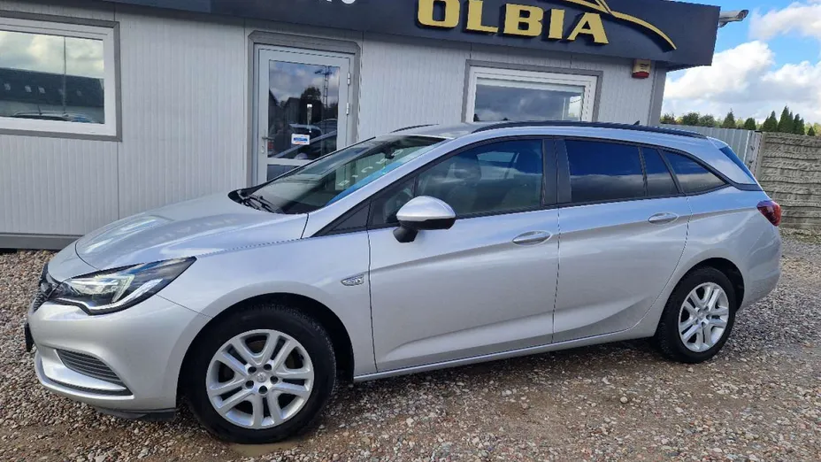 OPEL Astra -