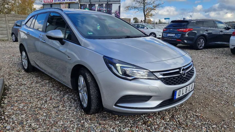 OPEL Astra -