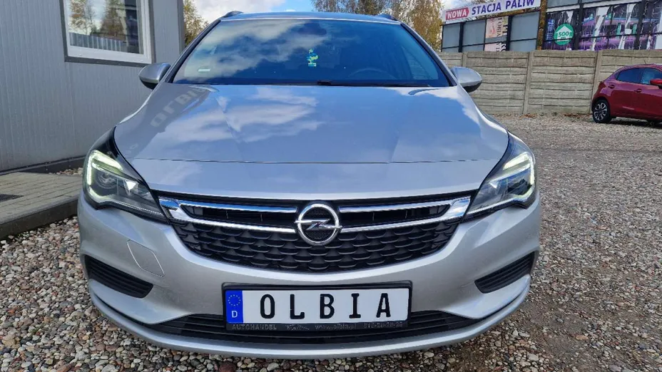 OPEL Astra -
