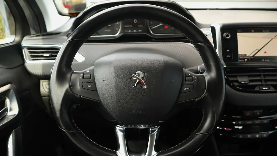 PEUGEOT 2008 -