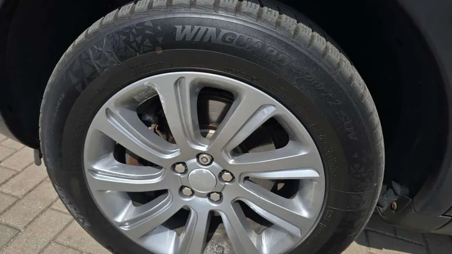 LAND ROVER Discovery Sport -