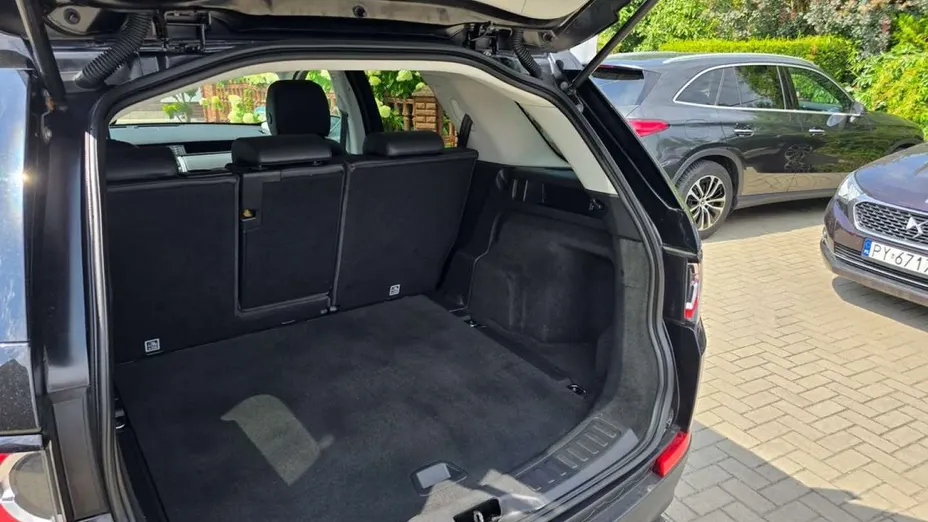 LAND ROVER Discovery Sport -