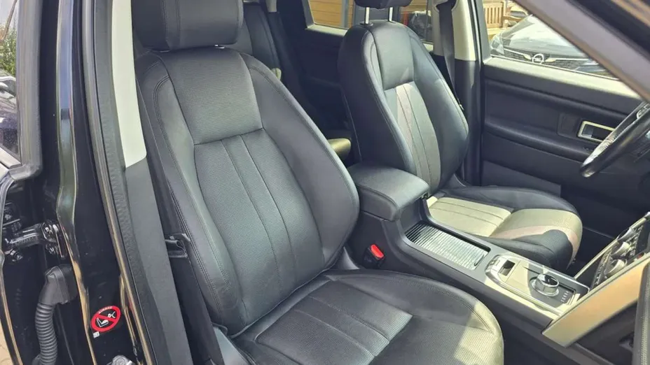 LAND ROVER Discovery Sport -