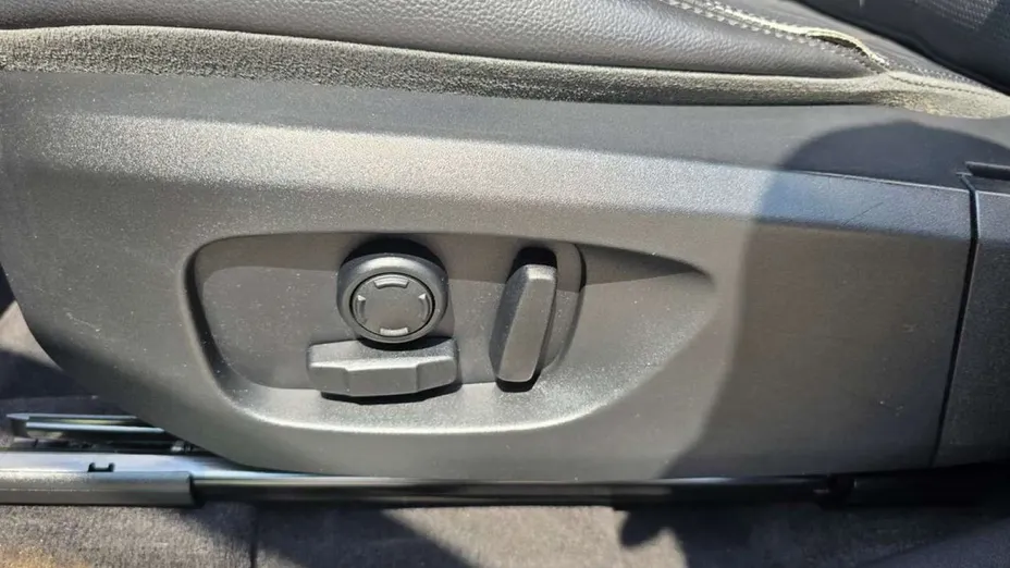 LAND ROVER Discovery Sport -