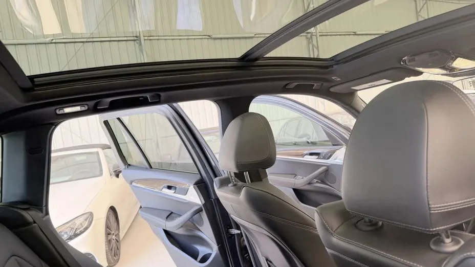 BMW X3 -