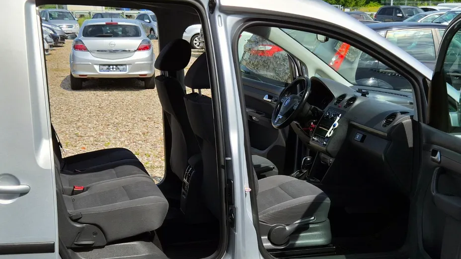 VOLKSWAGEN Caddy -