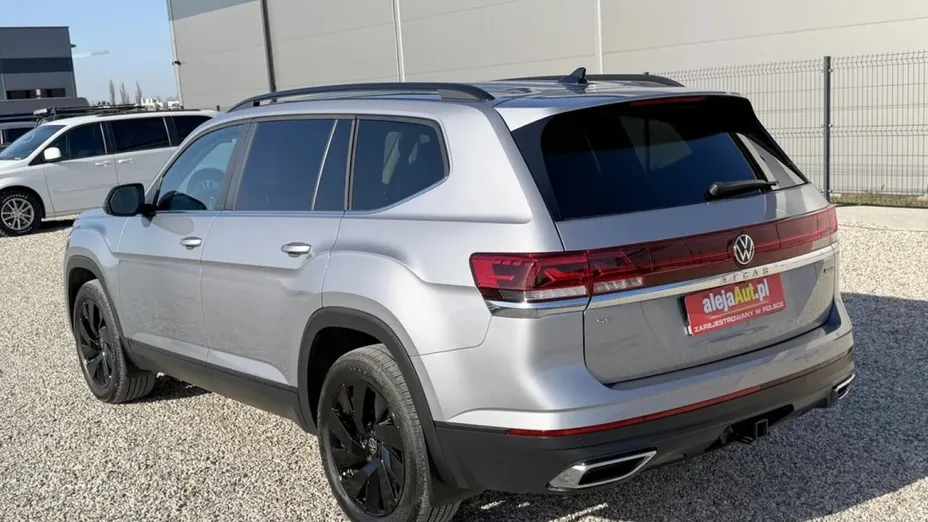 VOLKSWAGEN Atlas -