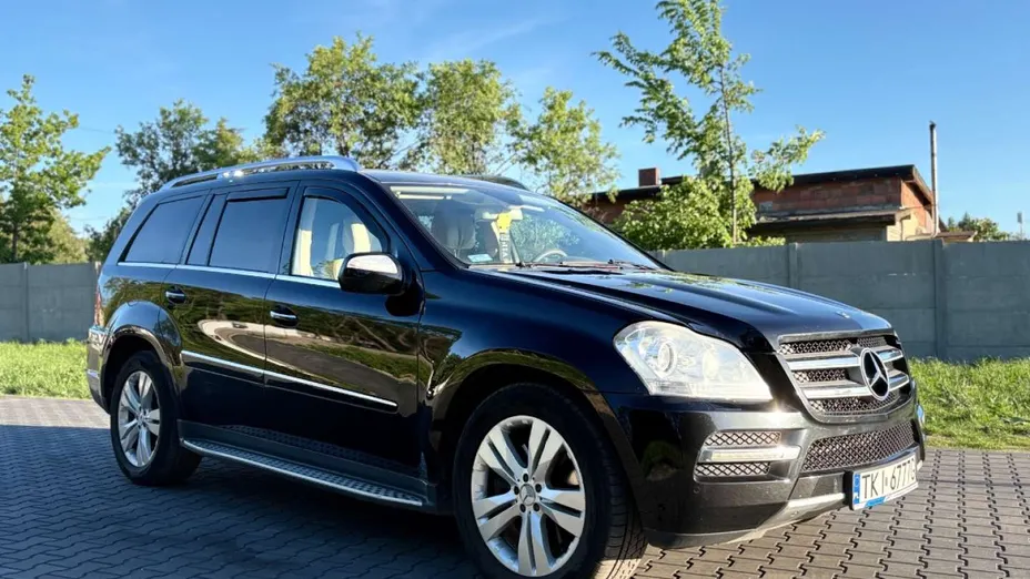 MERCEDES-BENZ GL -