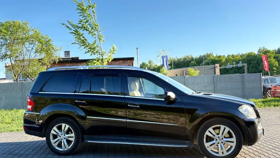 MERCEDES-BENZ GL -