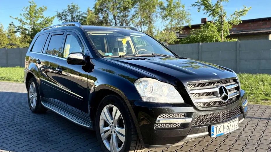 MERCEDES-BENZ GL -
