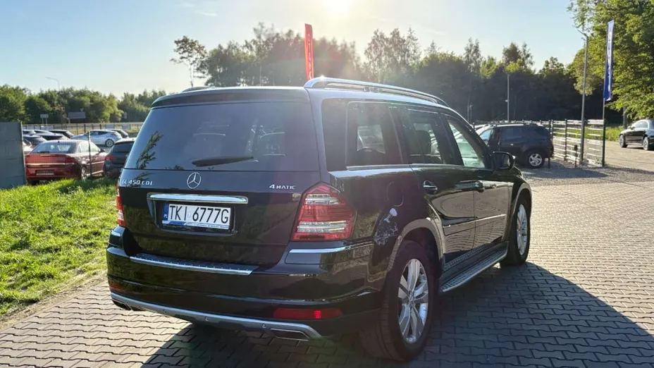 MERCEDES-BENZ GL -