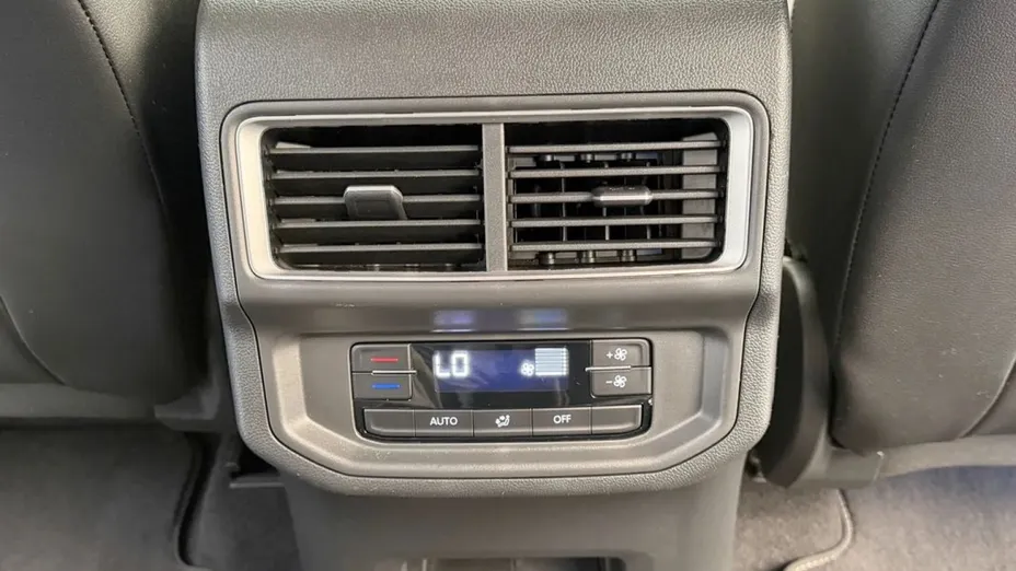 VOLKSWAGEN Atlas -