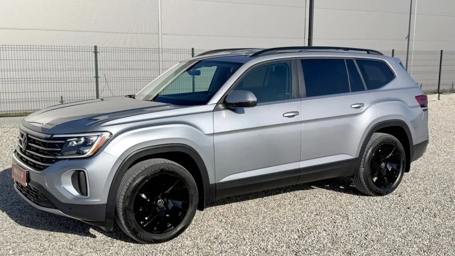 VOLKSWAGEN Atlas -