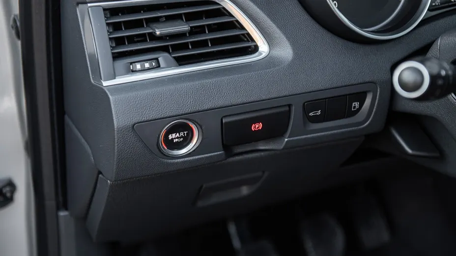 PEUGEOT 508 -
