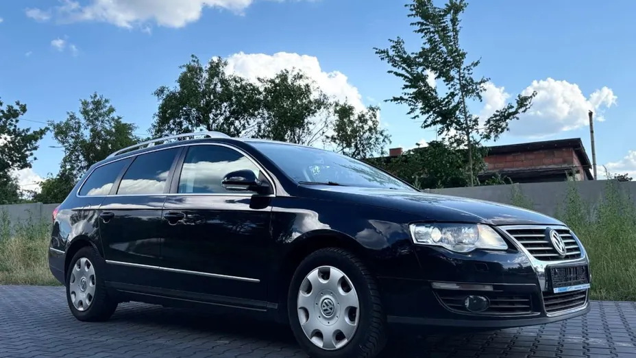 VOLKSWAGEN Passat -