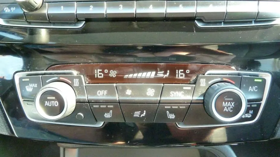BMW X1 -