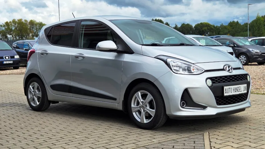 HYUNDAI i10 -