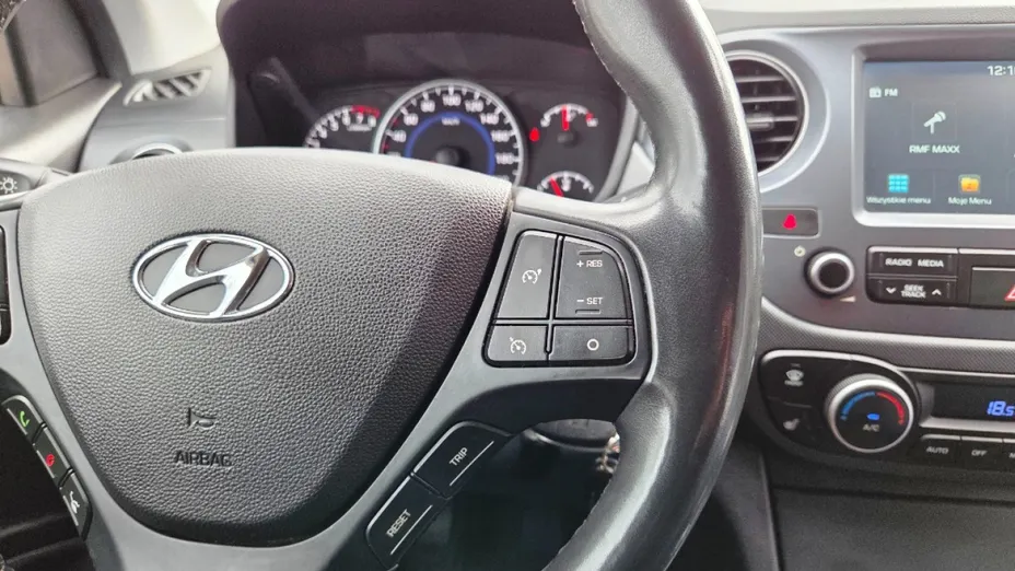 HYUNDAI i10 -