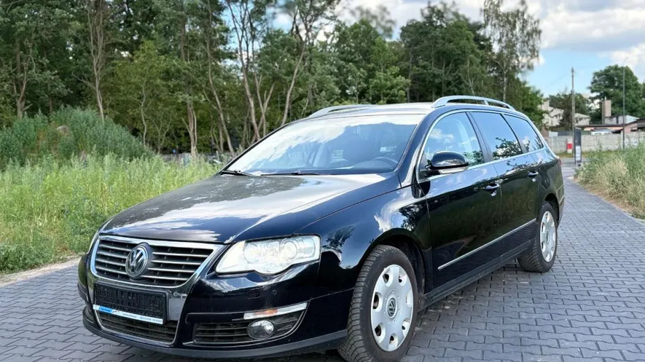 VOLKSWAGEN Passat -