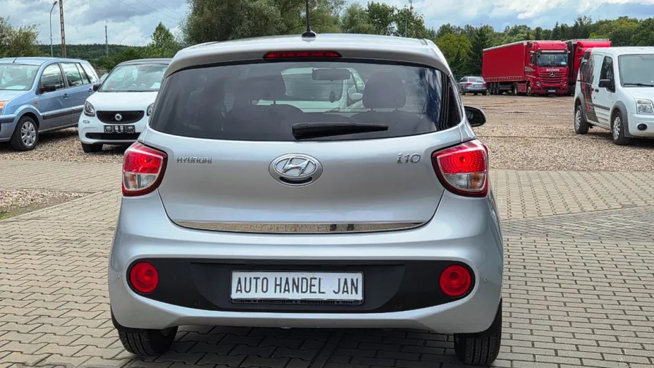 HYUNDAI i10 -