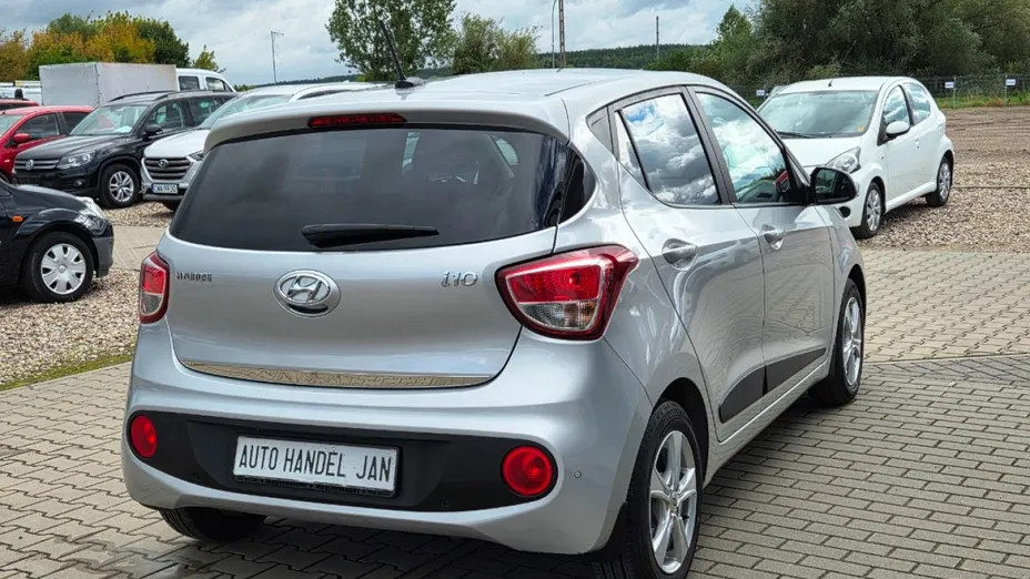 HYUNDAI i10 -