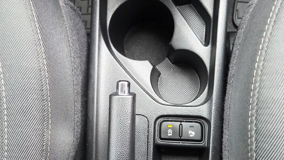 HYUNDAI i10 -
