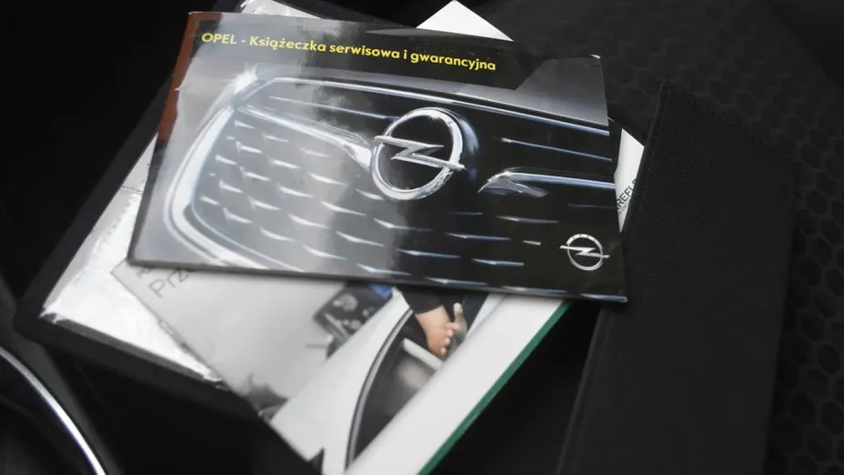 OPEL Corsa -