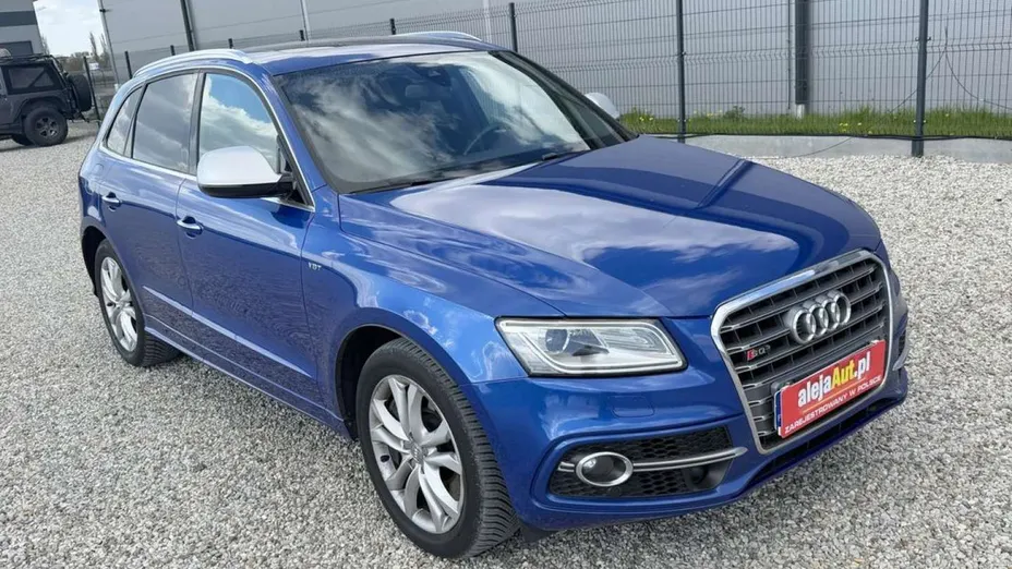 AUDI SQ5 -