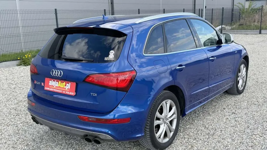 AUDI SQ5 -