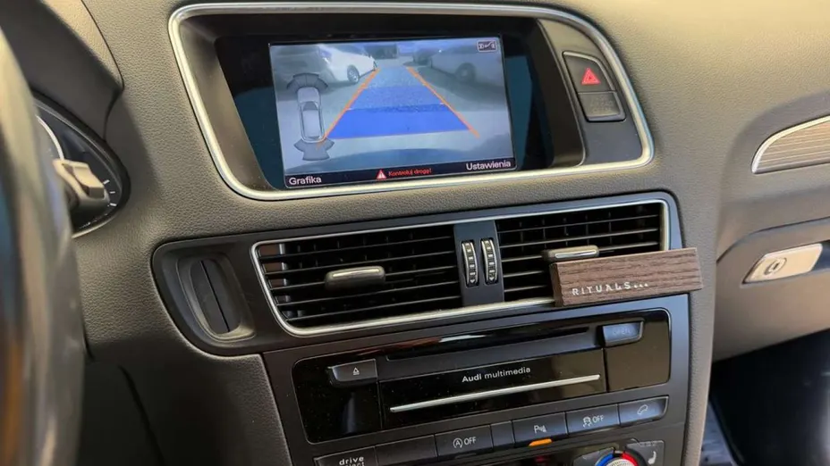 AUDI SQ5 -