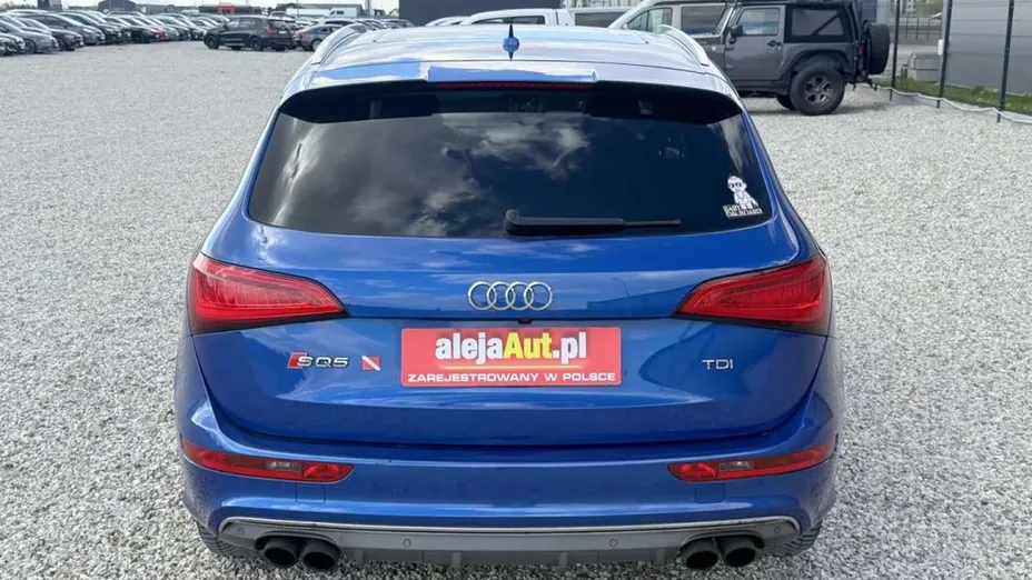 AUDI SQ5 -